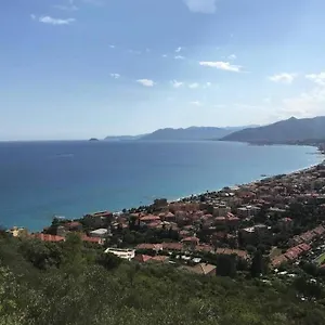  Appartamento Casa Indipendente Su Due Livelli In Liguria-vista Mare 6-7 Posti Italia