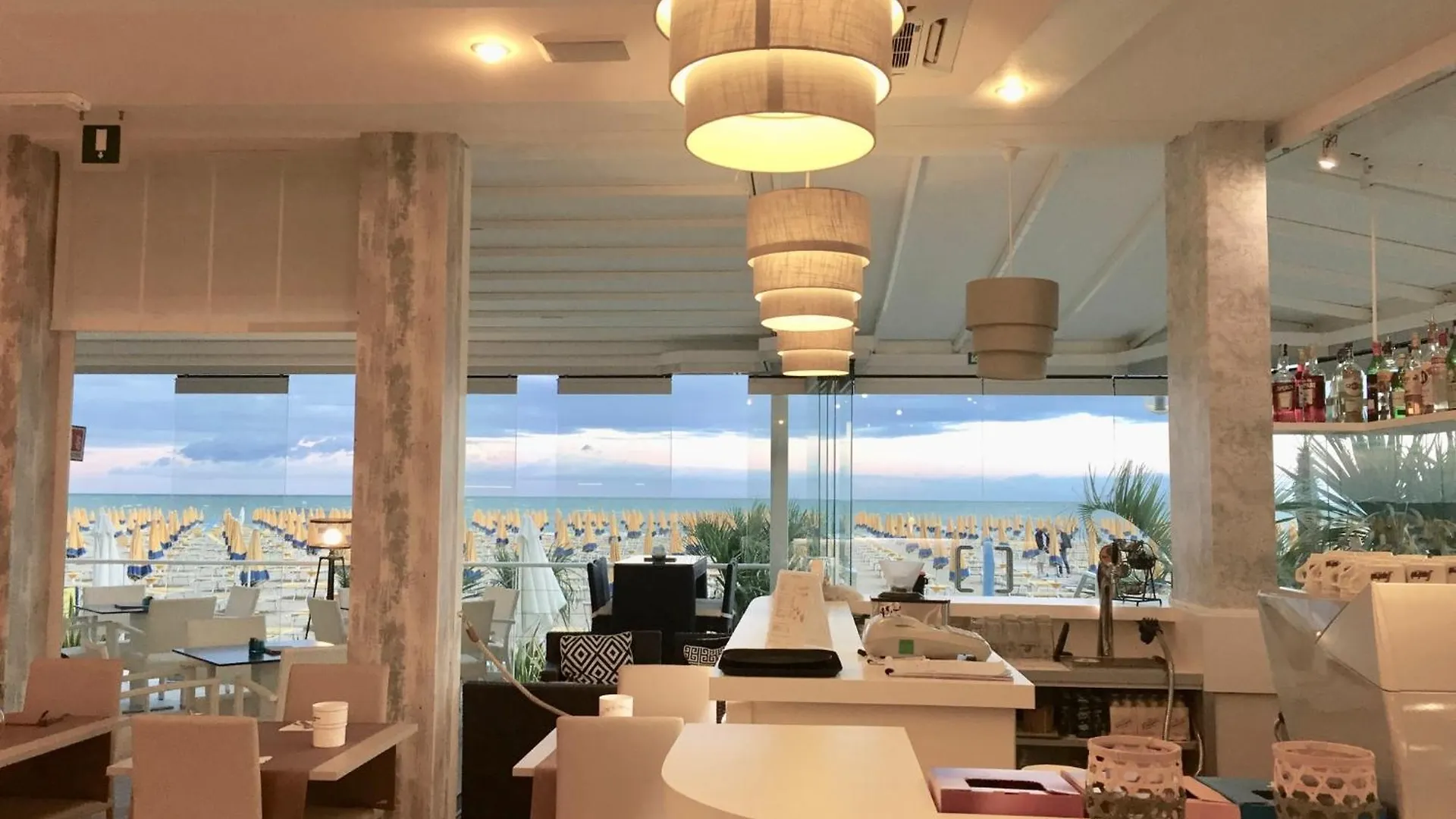 Jesolo Design Apartments - New 2025 - Central Near The Beach